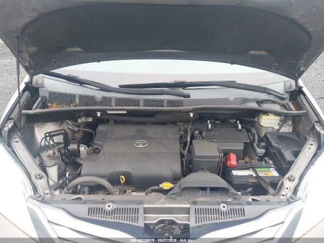 2016 Toyota Sienna Xle მანქანა იყიდება აუქციონზე, vin: 5TDYK3DC2GS695608, აუქციონის ნომერი: 45228679