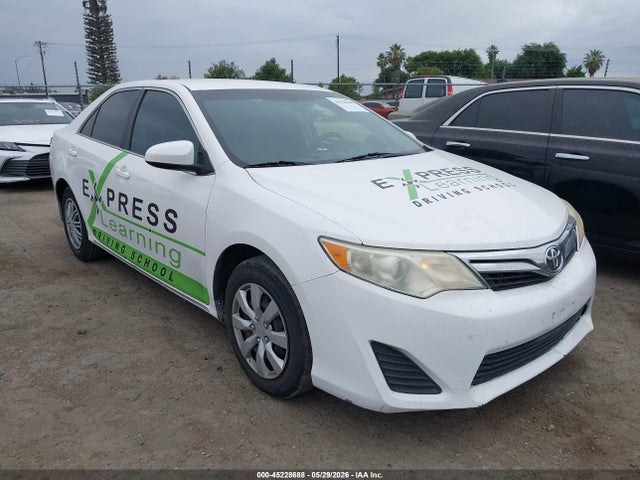 Toyota CAMRY LE 2014 4T1BF1FK0EU419385 главное изображение