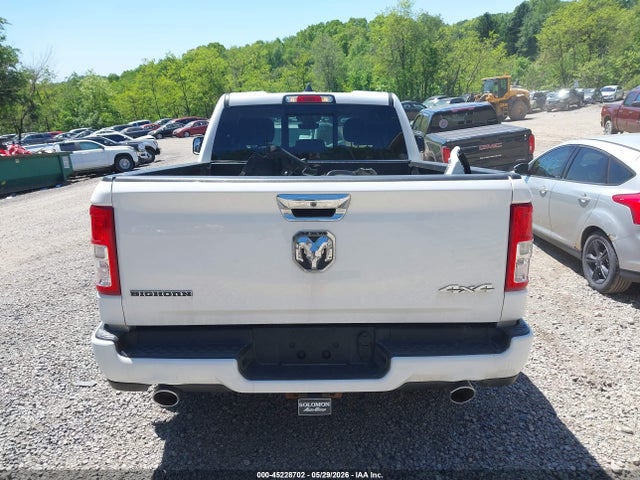 2021 Ram 1500 Big Horn  4x4 6'4 Box მანქანა იყიდება აუქციონზე, vin: 1C6SRFBT7MN697921, აუქციონის ნომერი: 45228702