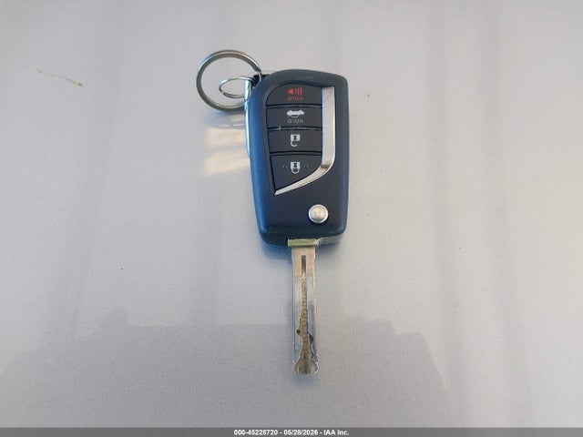 4T1G11BK1LU008732 Toyota Camry Se Awd