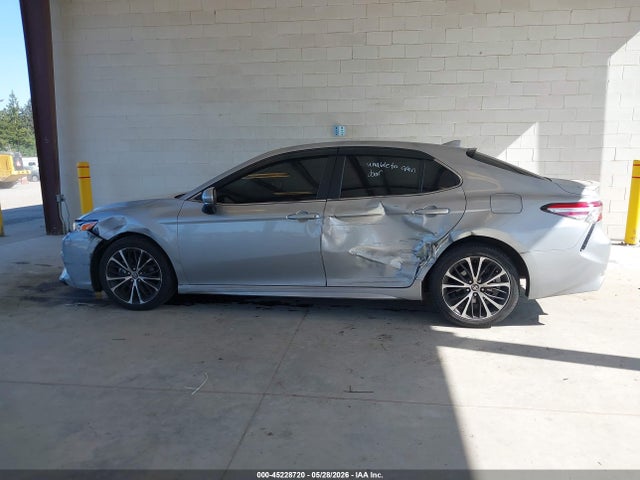 4T1G11BK1LU008732 Toyota Camry Se Awd