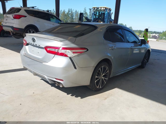 4T1G11BK1LU008732 Toyota Camry Se Awd