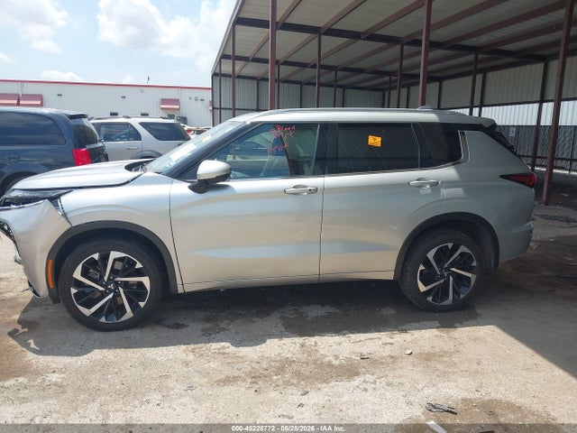 45228772 :رقم المزاد ، JA4J3VA8XPZ053432 vin ، 2023 Mitsubishi Outlander Sel 2.5 2wd مزاد بيع