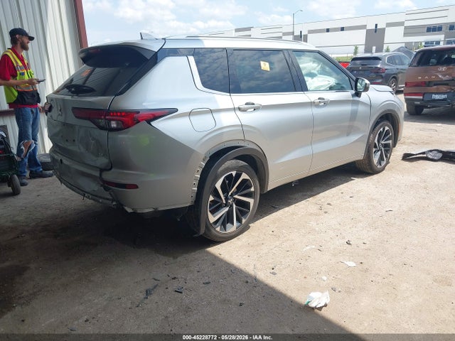45228772 :رقم المزاد ، JA4J3VA8XPZ053432 vin ، 2023 Mitsubishi Outlander Sel 2.5 2wd مزاد بيع