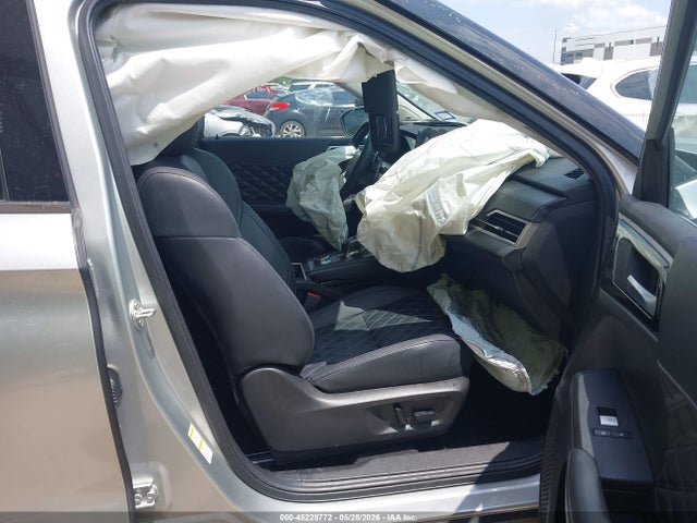 45228772 :رقم المزاد ، JA4J3VA8XPZ053432 vin ، 2023 Mitsubishi Outlander Sel 2.5 2wd مزاد بيع