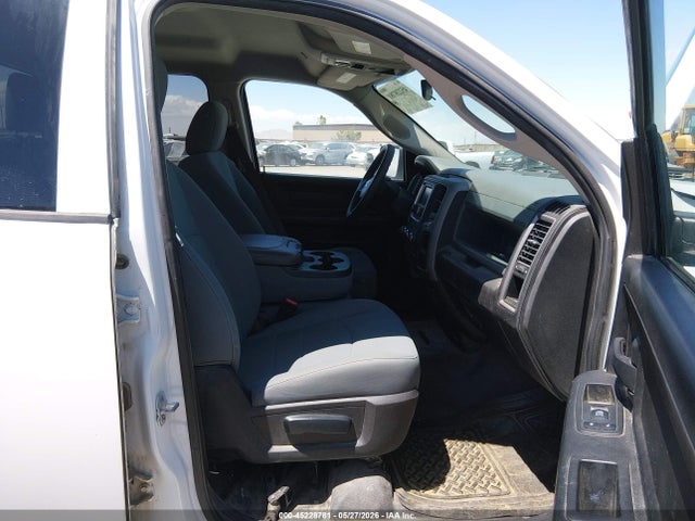 Продажа на аукционе авто 2019 Ram 1500 Classic Tradesman  4x4 6'4 Box, vin: 1C6RR7FG3KS651535, номер лота: 45228781