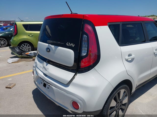 KIA SOUL + 2018 KNDJP3A58J7571479 Image 17