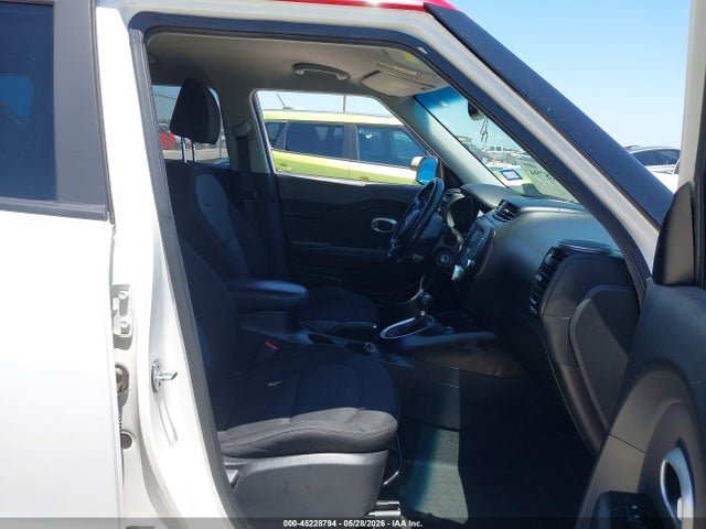 KIA SOUL + 2018 KNDJP3A58J7571479 Image 5