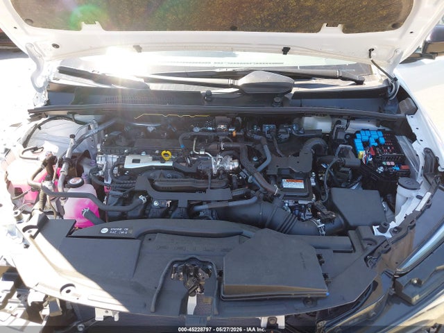 JTDADABU6T3033070 Toyota Prius Xle Awd-e