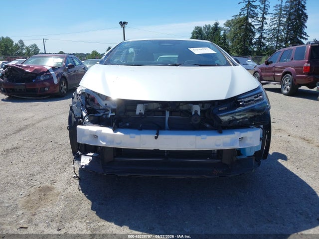 JTDADABU6T3033070 Toyota Prius Xle Awd-e