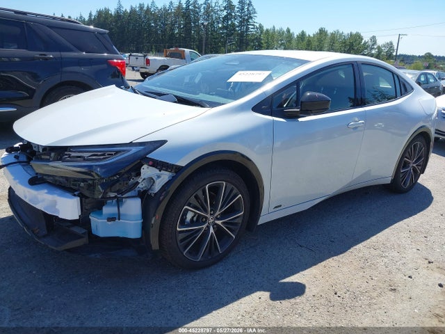 JTDADABU6T3033070 Toyota Prius Xle Awd-e