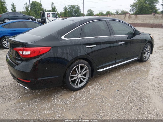 Продажа на аукционе авто 2015 Hyundai Sonata Sport 2.0t, vin: 5NPE34AB7FH040608, номер лота: 45228798