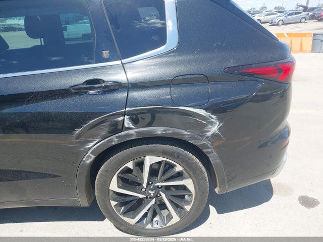 Aukcja sprzedaży 2023 Mitsubishi Outlander Phev 40th Anniversary S-awc, vin: JA4T5VA98PZ035667, numer aukcji: 45228804