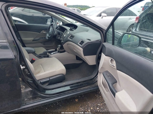 45228803 :رقم المزاد ، 2HGFB2F53DH554901 vin ، 2013 Honda Civic Lx مزاد بيع