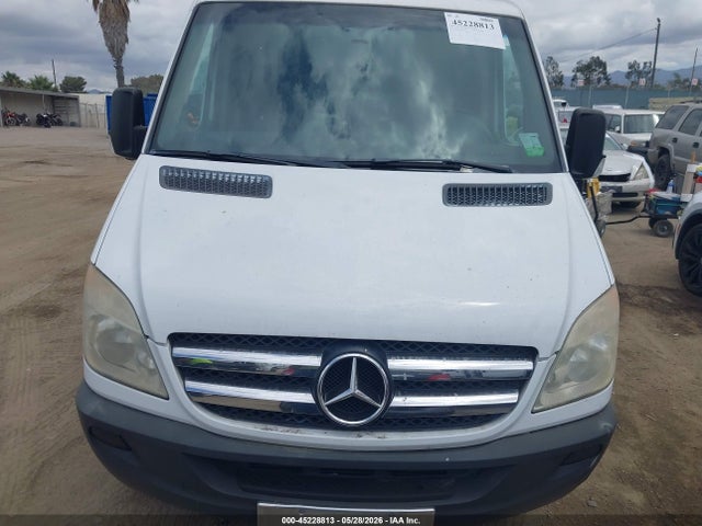 2013 Mercedes-benz Sprinter 2500 Normal Roof მანქანა იყიდება აუქციონზე, vin: WD3PE7CC6D5726074, აუქციონის ნომერი: 45228813
