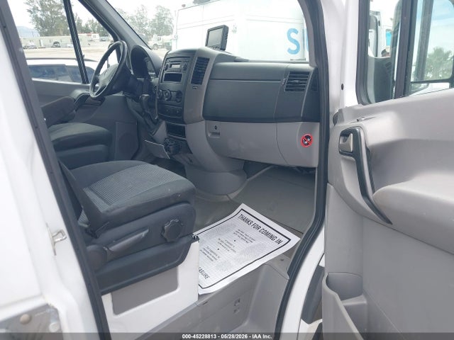 2013 Mercedes-benz Sprinter 2500 Normal Roof მანქანა იყიდება აუქციონზე, vin: WD3PE7CC6D5726074, აუქციონის ნომერი: 45228813