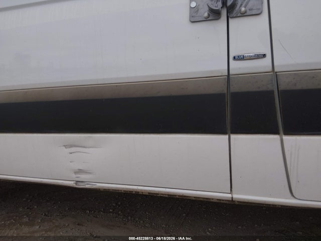 2013 Mercedes-benz Sprinter 2500 Normal Roof მანქანა იყიდება აუქციონზე, vin: WD3PE7CC6D5726074, აუქციონის ნომერი: 45228813