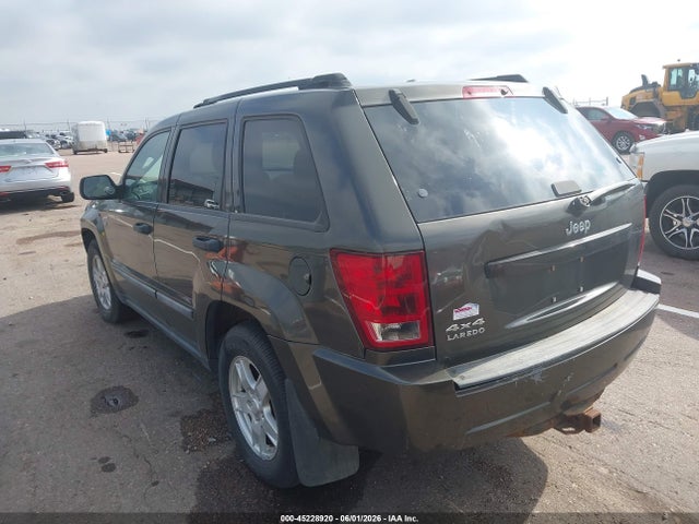 2006 Jeep Grand Cherokee Laredo მანქანა იყიდება აუქციონზე, vin: 1J4HR48NX6C236513, აუქციონის ნომერი: 45228920