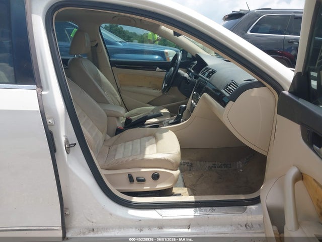 Aukcja sprzedaży 2014 Volkswagen Passat 2.0l Tdi Sel Premium, vin: 1VWCN7A36EC064904, numer aukcji: 45228926