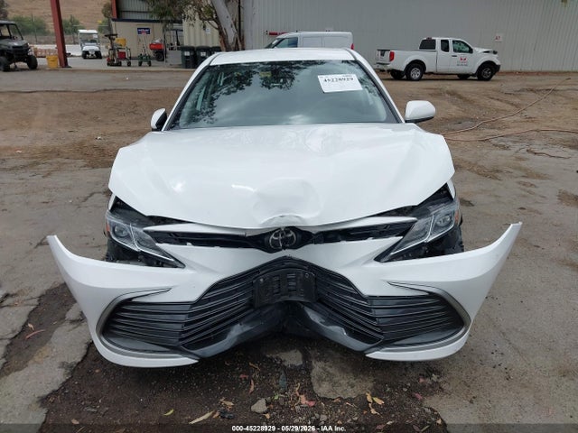 Toyota CAMRY LE 2022 4T1C11AK7NU645630 Image 12