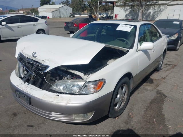 1999 Lexus Es 300 მანქანა იყიდება აუქციონზე, vin: JT8BF28G8X0198369, აუქციონის ნომერი: 45228930