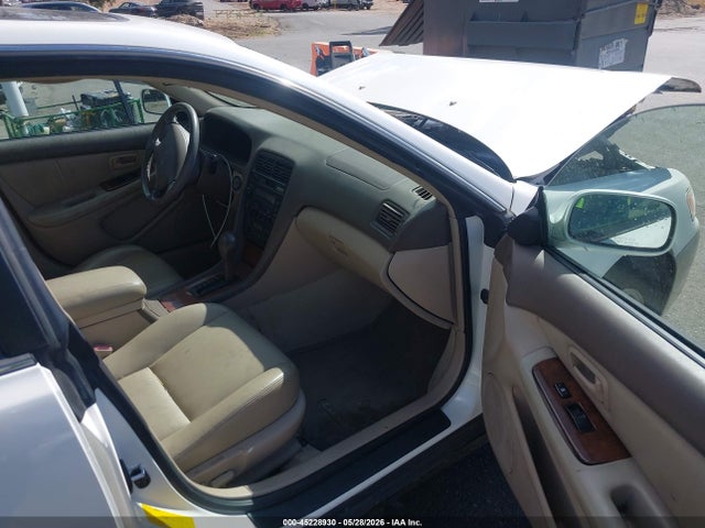 1999 Lexus Es 300 მანქანა იყიდება აუქციონზე, vin: JT8BF28G8X0198369, აუქციონის ნომერი: 45228930
