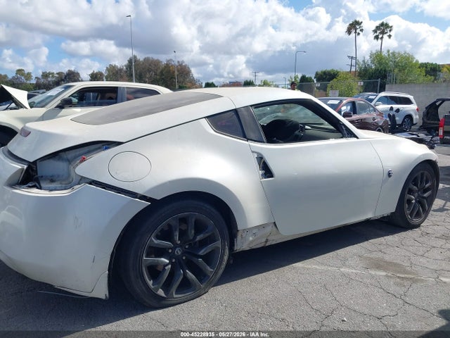 Nissan 370Z 2015 JN1AZ4EH1FM443830 Image 14