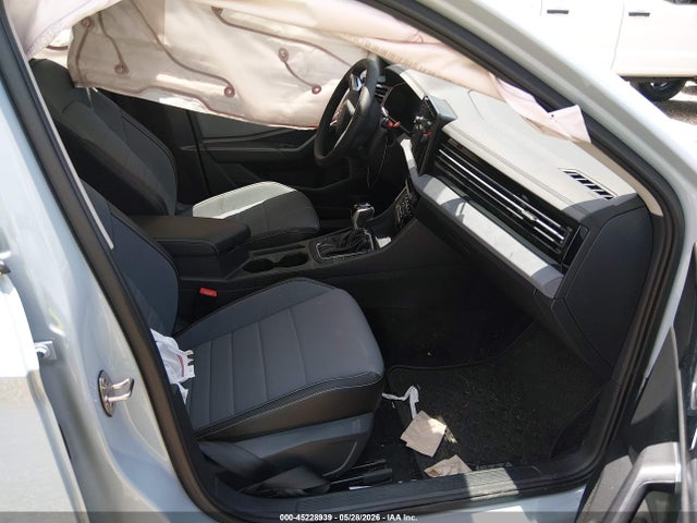 Продажа на аукционе авто 2025 Volkswagen Jetta 1.5t Se, vin: 3VW7X7BU0SM032219, номер лота: 45228939