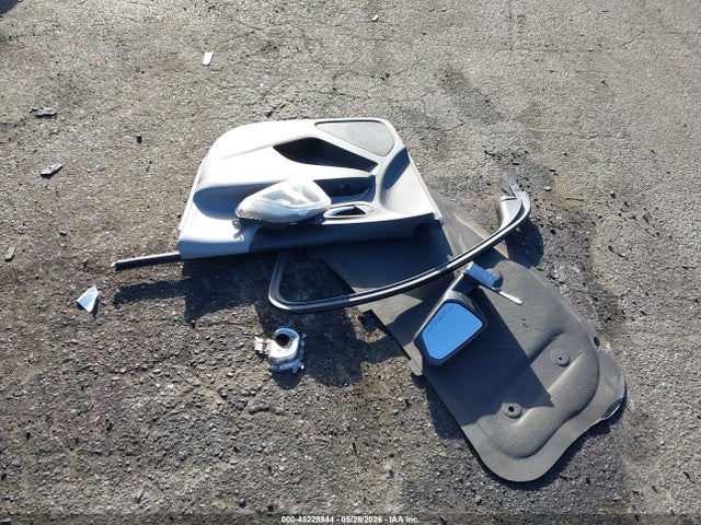 2GNAXHEV8L6276707 Chevrolet Equinox Fwd Ls