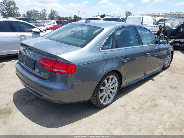 45228957 :رقم المزاد ، WAUFFAFL3CN013961 vin ، 2012 Audi A4 2.0t Premium مزاد بيع