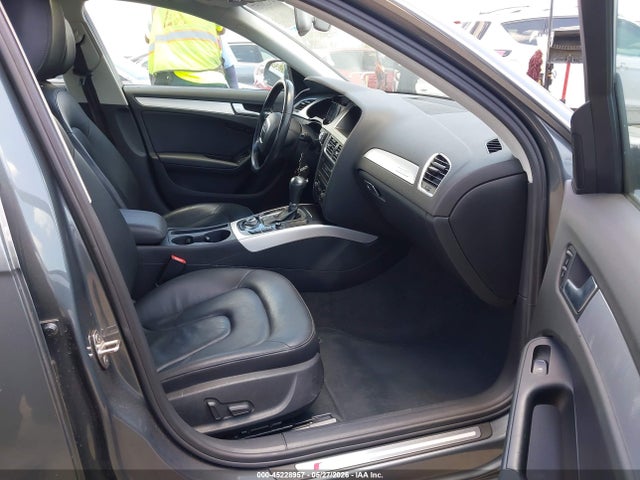 45228957 :رقم المزاد ، WAUFFAFL3CN013961 vin ، 2012 Audi A4 2.0t Premium مزاد بيع