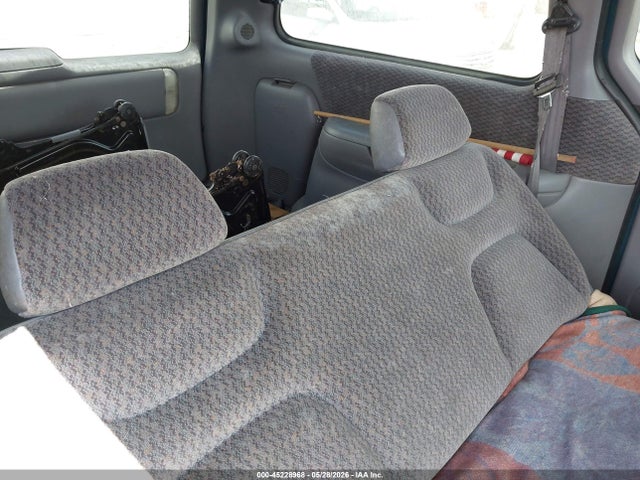 Продаж на аукціоні авто 2000 Chrysler Grand Voyager Se, vin: 2C4GJ44G4YR671344, номер лоту: 45228968