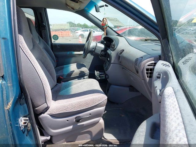 Продаж на аукціоні авто 2000 Chrysler Grand Voyager Se, vin: 2C4GJ44G4YR671344, номер лоту: 45228968