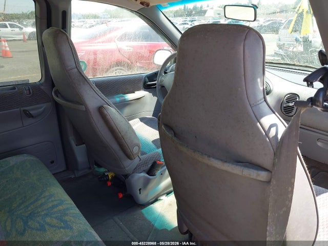 Продаж на аукціоні авто 2000 Chrysler Grand Voyager Se, vin: 2C4GJ44G4YR671344, номер лоту: 45228968