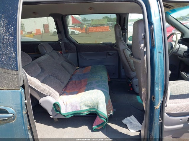 Продаж на аукціоні авто 2000 Chrysler Grand Voyager Se, vin: 2C4GJ44G4YR671344, номер лоту: 45228968
