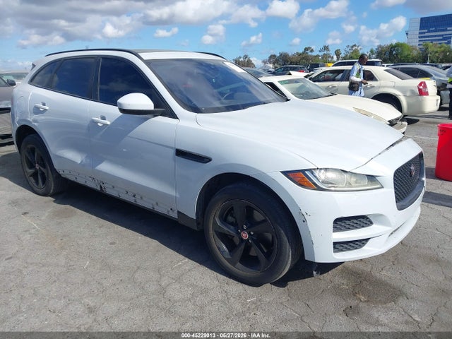 Jaguar F-pace 35t Premium 2017 SADCJ2BVXHA893478 Image 1