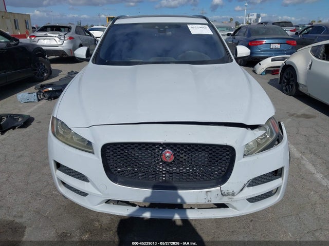 Jaguar F-pace 35t Premium 2017 SADCJ2BVXHA893478 Image 11