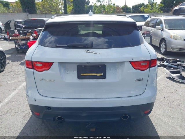 Jaguar F-pace 35t Premium 2017 SADCJ2BVXHA893478 Image 15
