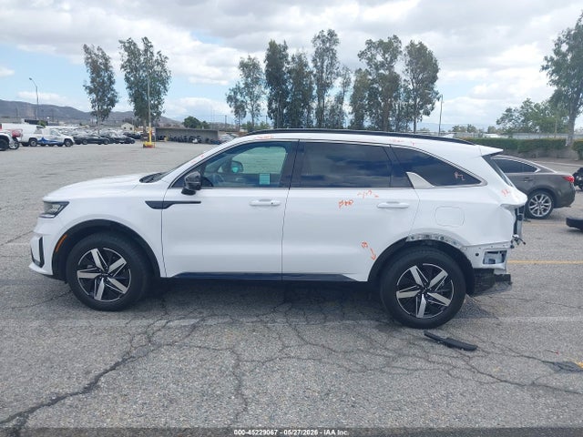 KIA SORENTO EX 2022 5XYRH4LF6NG121625 Image 15