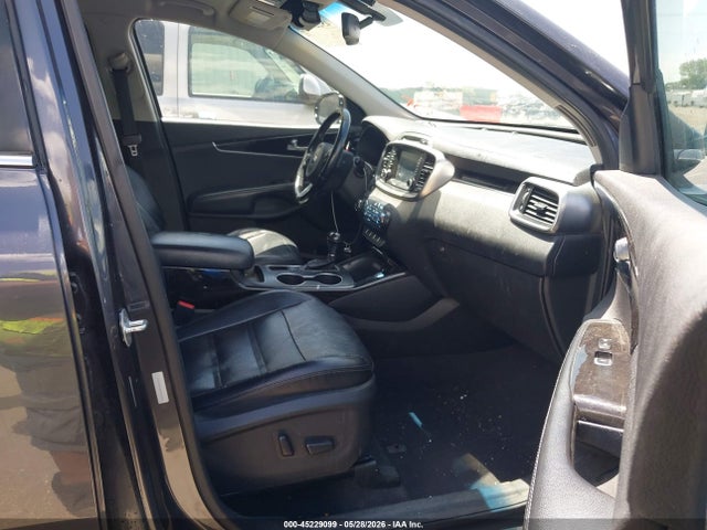2017 Kia Sorento 3.3l Ex მანქანა იყიდება აუქციონზე, vin: 5XYPHDA58HG203605, აუქციონის ნომერი: 45229099