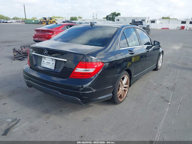 45229105 :رقم المزاد ، WDDGF4HBXDR247382 vin ، 2013 Mercedes-benz C 250 Sport مزاد بيع