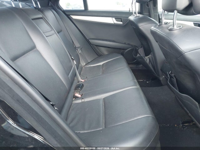 45229105 :رقم المزاد ، WDDGF4HBXDR247382 vin ، 2013 Mercedes-benz C 250 Sport مزاد بيع