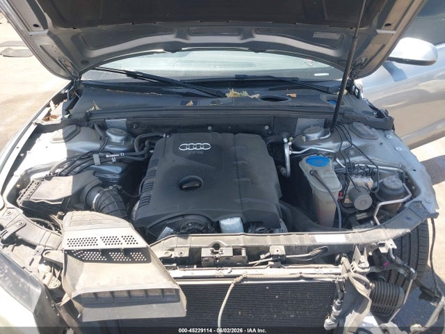 2011 Audi A5 2.0t Premium მანქანა იყიდება აუქციონზე, vin: WAULFAFR2BA014807, აუქციონის ნომერი: 45229114