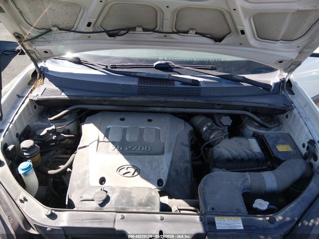 45229128 :رقم المزاد ، KM8JN12D85U074208 vin ، 2005 Hyundai Tucson Gls/lx مزاد بيع