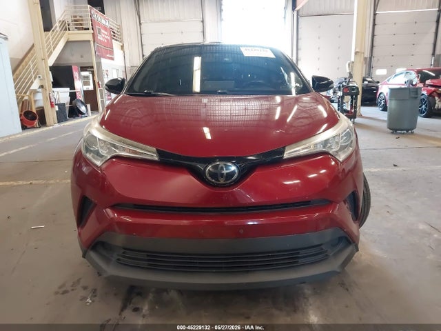 Toyota C-HR XLE 2019 NMTKHMBX6KR098050 Image 12
