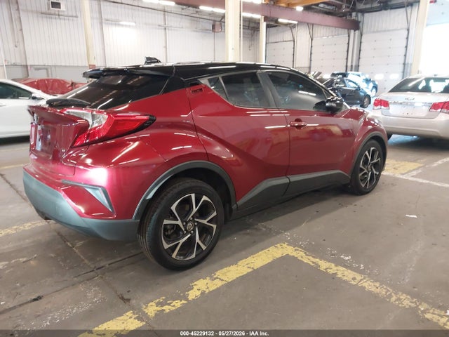 Toyota C-HR XLE 2019 NMTKHMBX6KR098050 Image 4