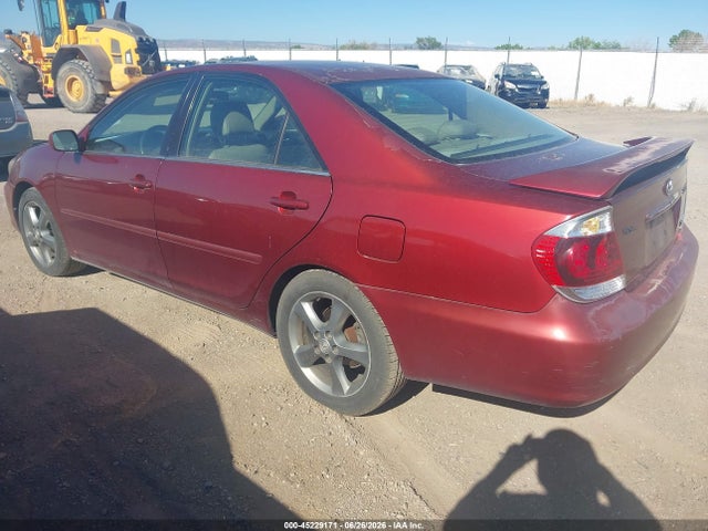 2005 Toyota Camry Se V6 მანქანა იყიდება აუქციონზე, vin: 4T1BA30K95U506544, აუქციონის ნომერი: 45229171