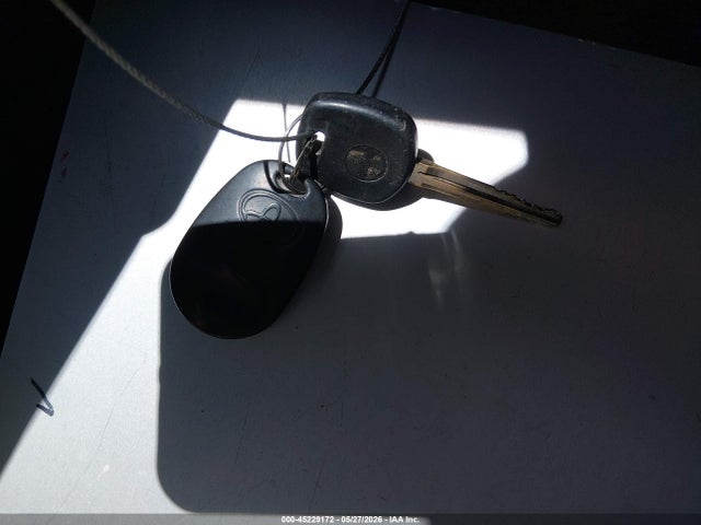 5TDKK3DCXFS572417 Toyota Sienna Le 8 Passenger