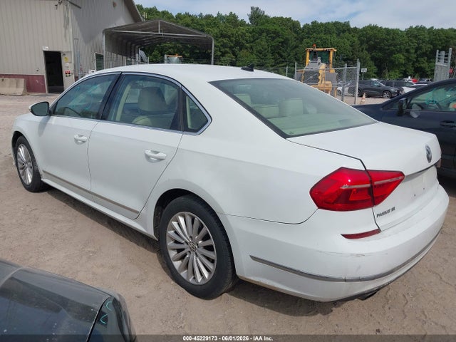 Aukcja sprzedaży 2016 Volkswagen Passat 1.8t Se, vin: 1VWBT7A32GC008463, numer aukcji: 45229173