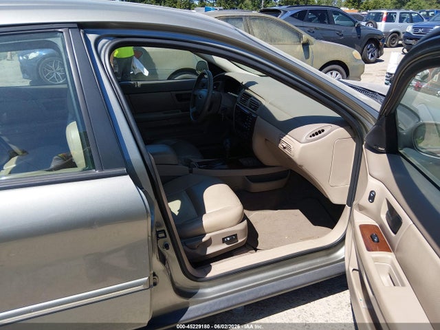 45229180 :رقم المزاد ، 1FAHP56S54G112462 vin ، 2004 Ford Taurus Sel مزاد بيع
